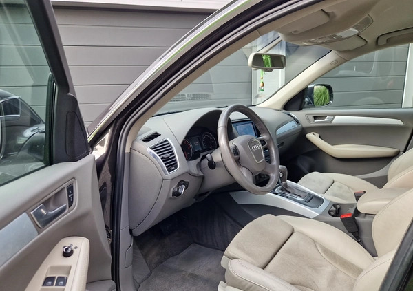 Audi Q5 cena 53500 przebieg: 200000, rok produkcji 2010 z Mława małe 172